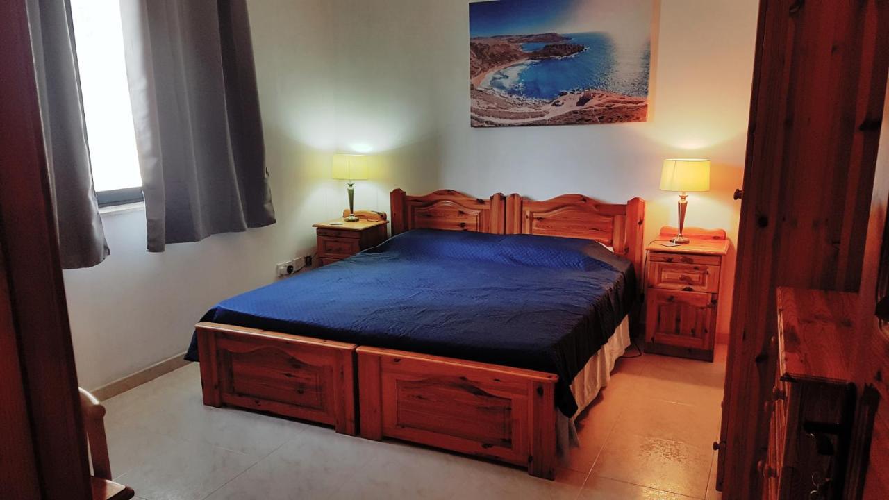 Private Double Bedroom & Private Bathroom & Shared Kitchen St. Paul's Bay Dış mekan fotoğraf